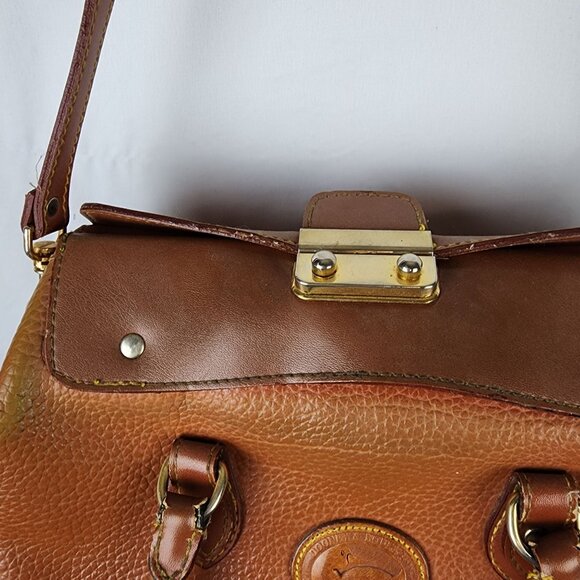 Vintage 90s Rare Dooney & Bourke Tan Doctor Bag All Weather Leather Gold Hardwar - Picture 3 of 16